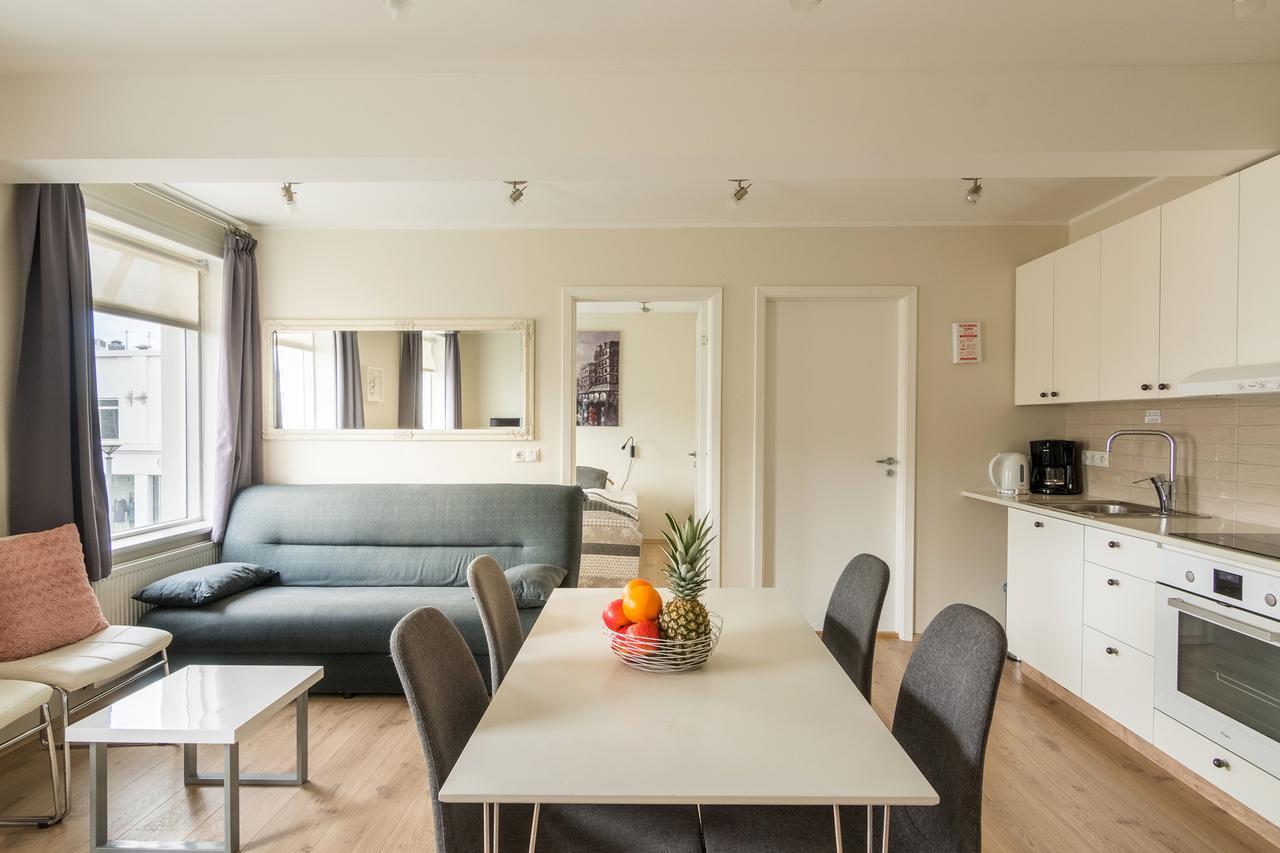 Acco Town Square Apartments Акурейрі Екстер'єр фото